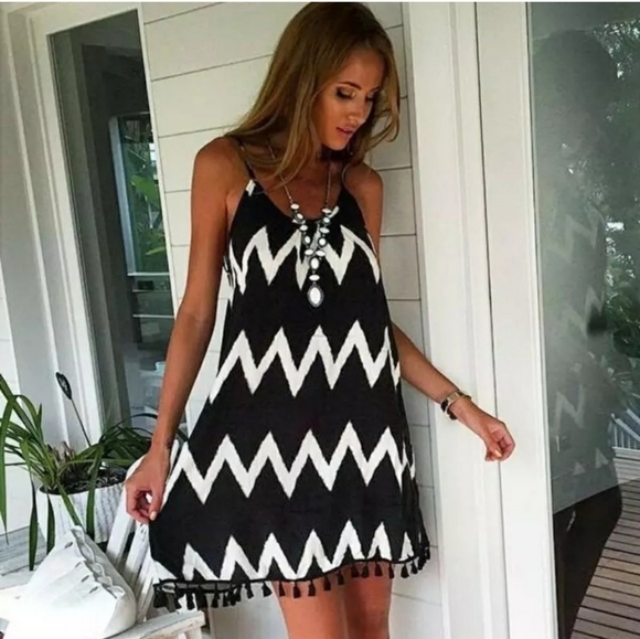 Chevron & Chiffon Tasseled Sling Back Dress - Picture 5 of 6